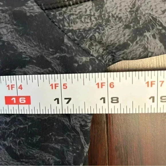 Lolë Active Yoga Workout Gym Zip Up Track Jacket Black Grey Size Small NWT - Picture 12 of 14